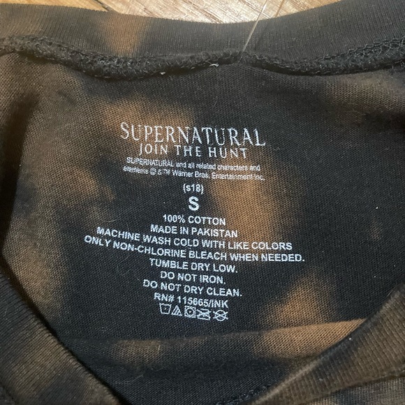 Supernatural tank top - Picture 3 of 4